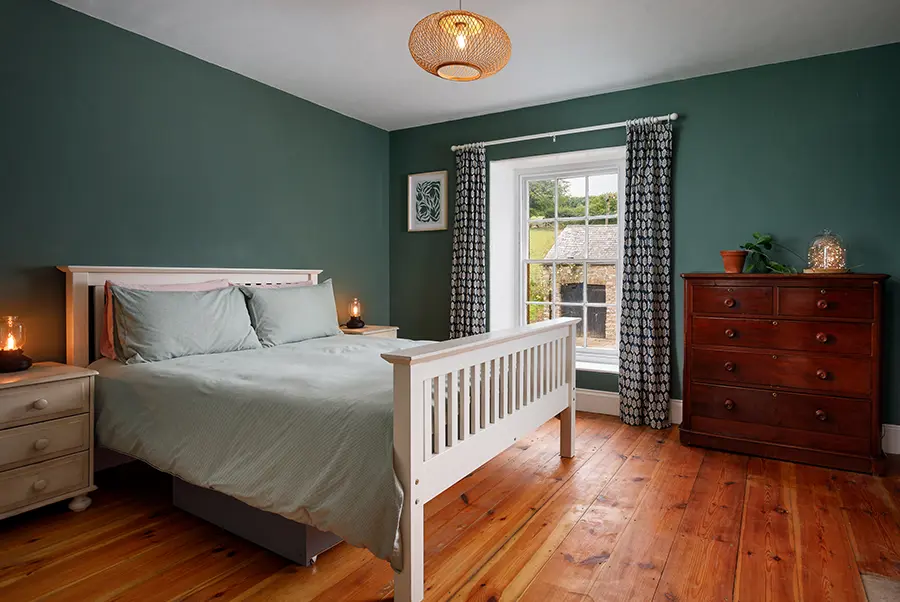 Parsonage House Apartment Bedroom 1.2