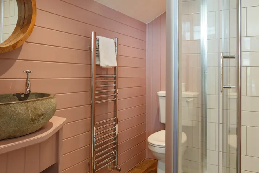 Rapunzels' Keep Bathroom 2.1