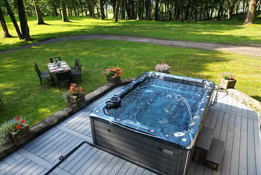 Bleamoss Hall Hot Tub