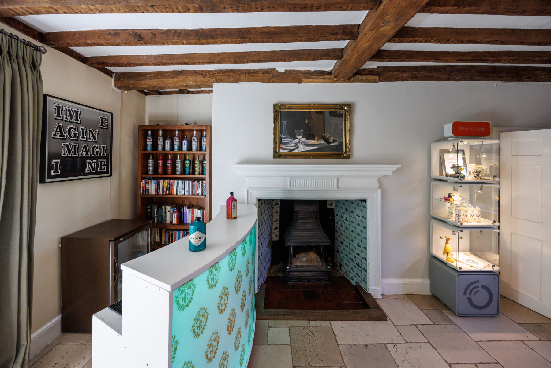 Saxton Manor Library Bar 2
