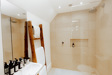 The Barn At Windrush Peacock Shed Ensuite