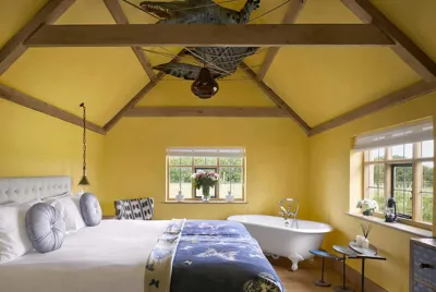 House On The Moat Bedroom 6 Boating House