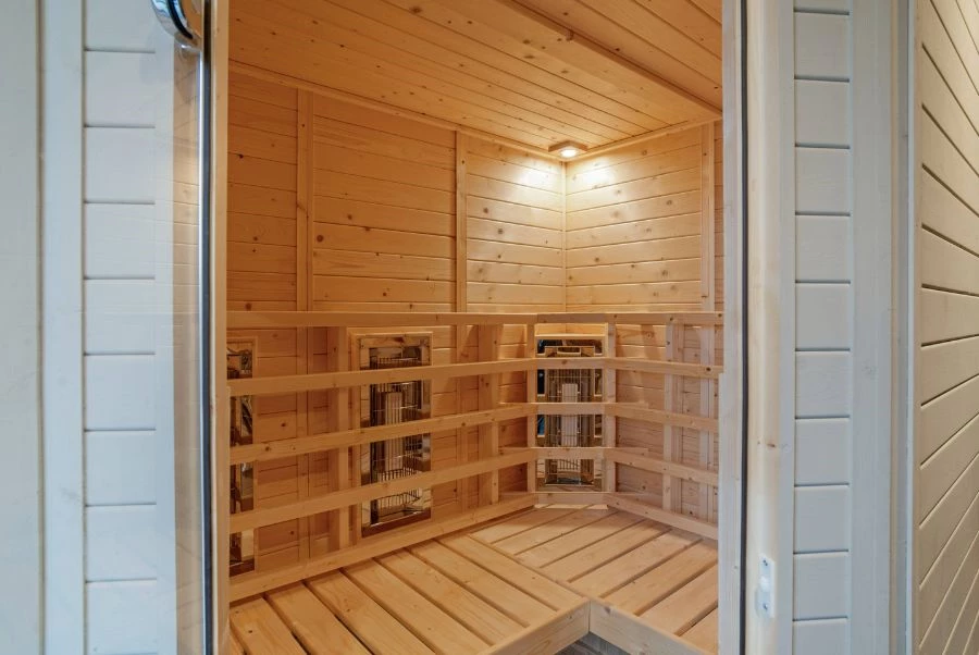 Three Little Pigs Sauna