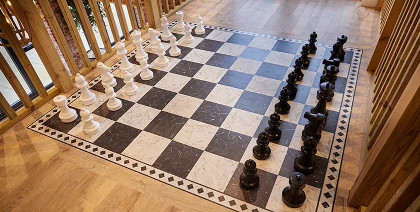 Pippin Apple Barn Chess Set