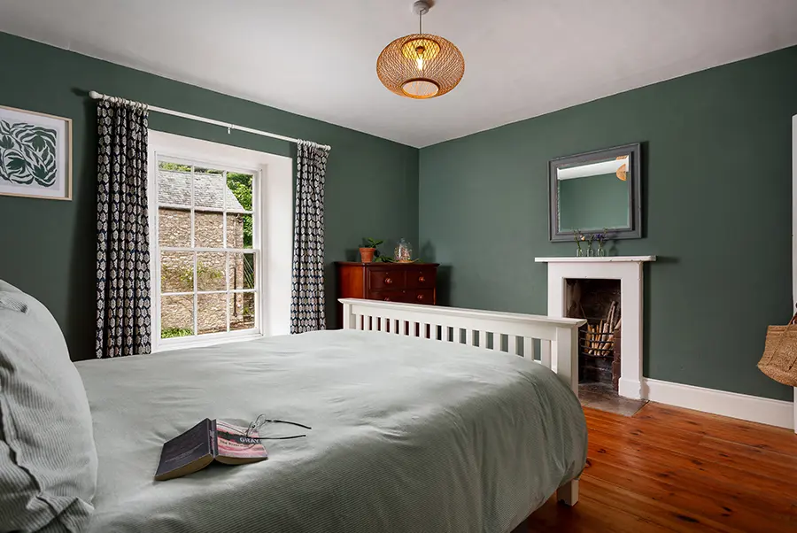 Parsonage House Apartment Bedroom 1.1