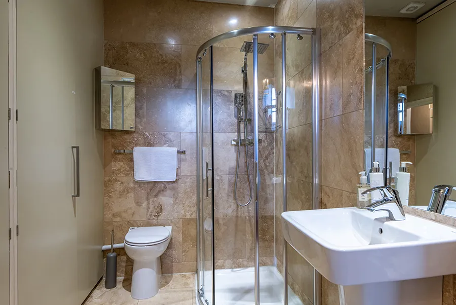 Haygrass House Family Shower Room