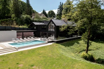 La Cachette Exterior 1