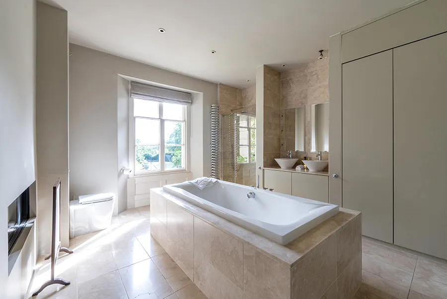 Haygrass House Bedroom 1 Ensuite