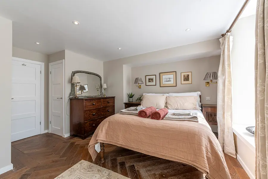 Three Little Pigs Bedroom 2