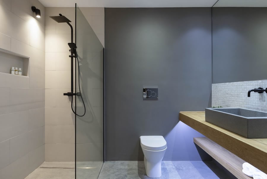 New Barns Kent Kanzi Bathroom2