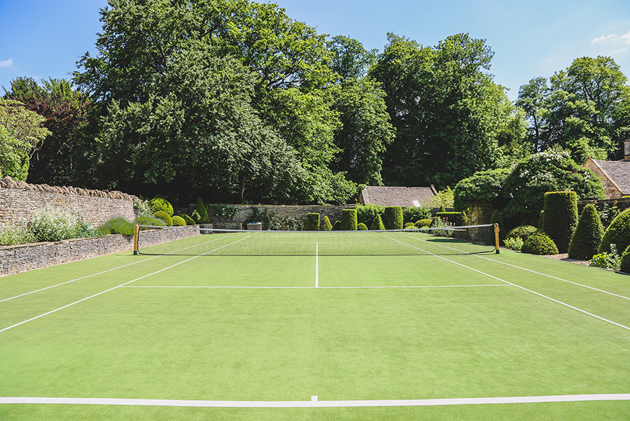 The Manor At Windrush Tennis Court 2