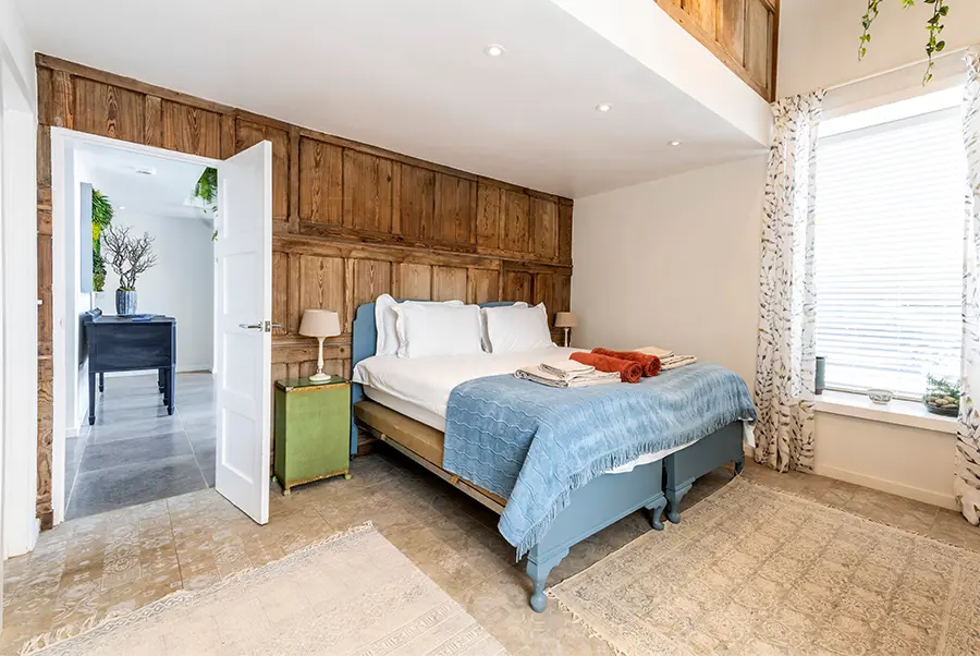 Three Little Pigs Bedroom 5.1