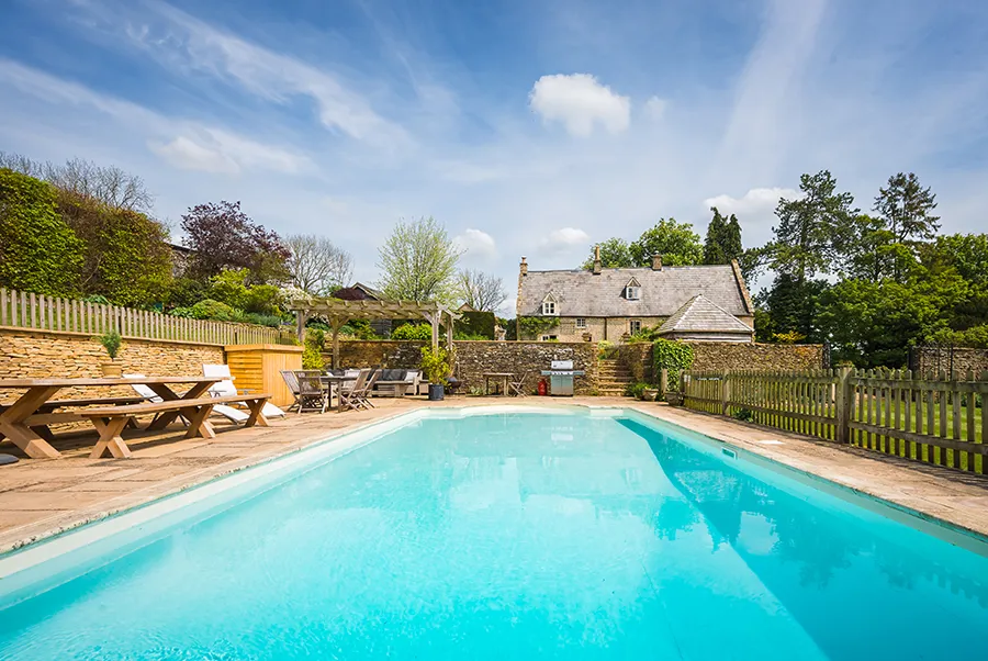 Rose Beech Cottage Pool 2