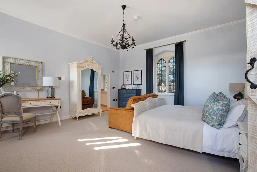 Stonegate Lodge Gatehouse East Bedroom 2.1