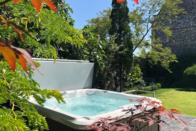 Swaffham House Hot Tub 1