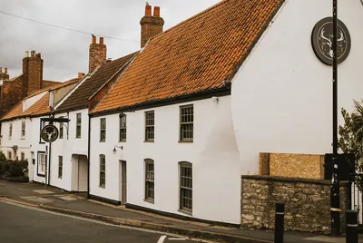 Lincolnshire Buck Front Aspect 4