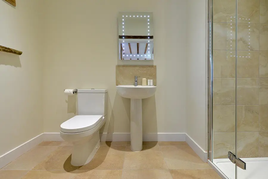 Eastwold Barn Bathroom 4