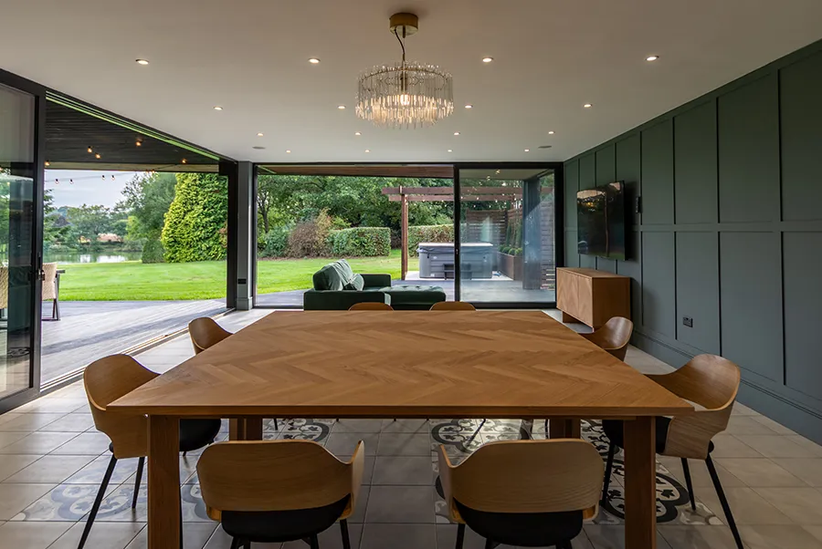 Water's Edge Living Space 1.2