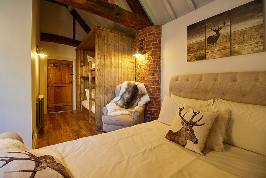 Bradstock Barn & Stables Barn Bedroom 3.1