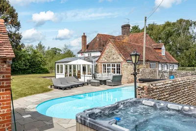 Willow Row Farm Exterior 1