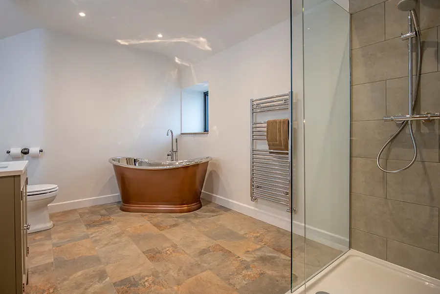 Highvale Barn Bathroom 10