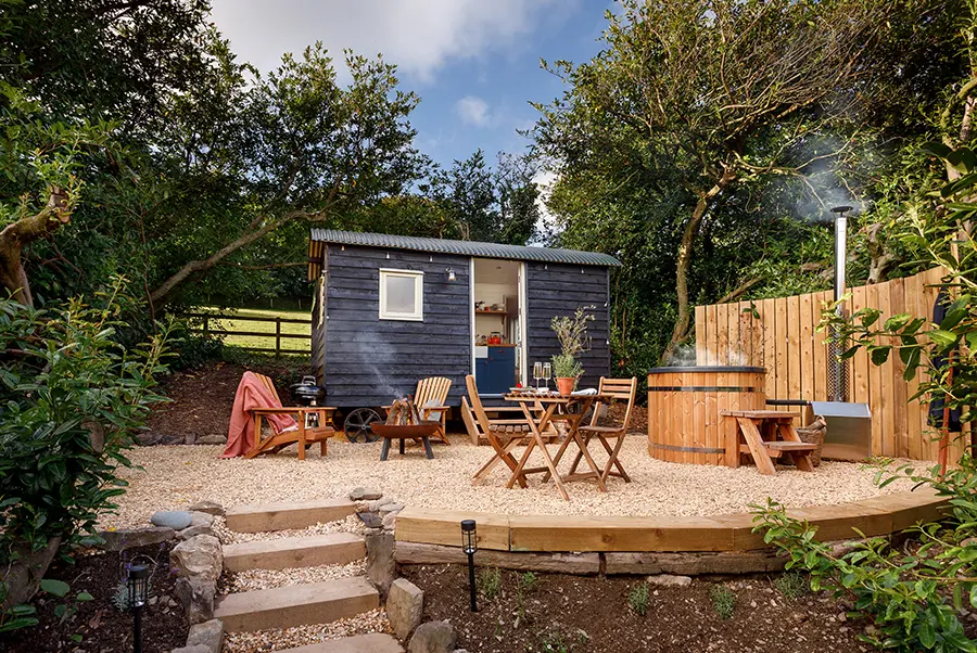 Parsonage House Shepherds Hut Exterior 1