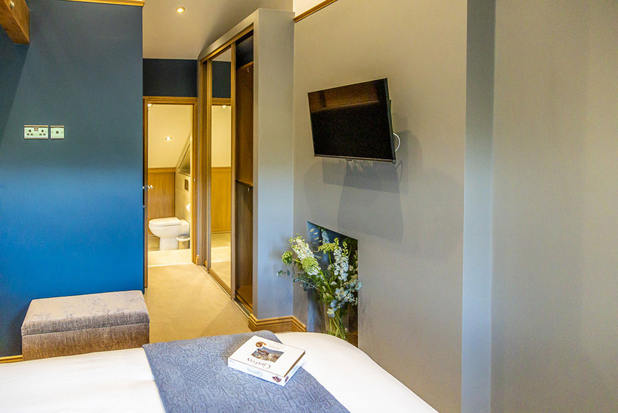 Needlework Cottage Big House Experience