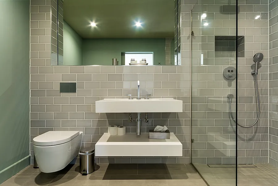 Lulworth House Bathroom 4
