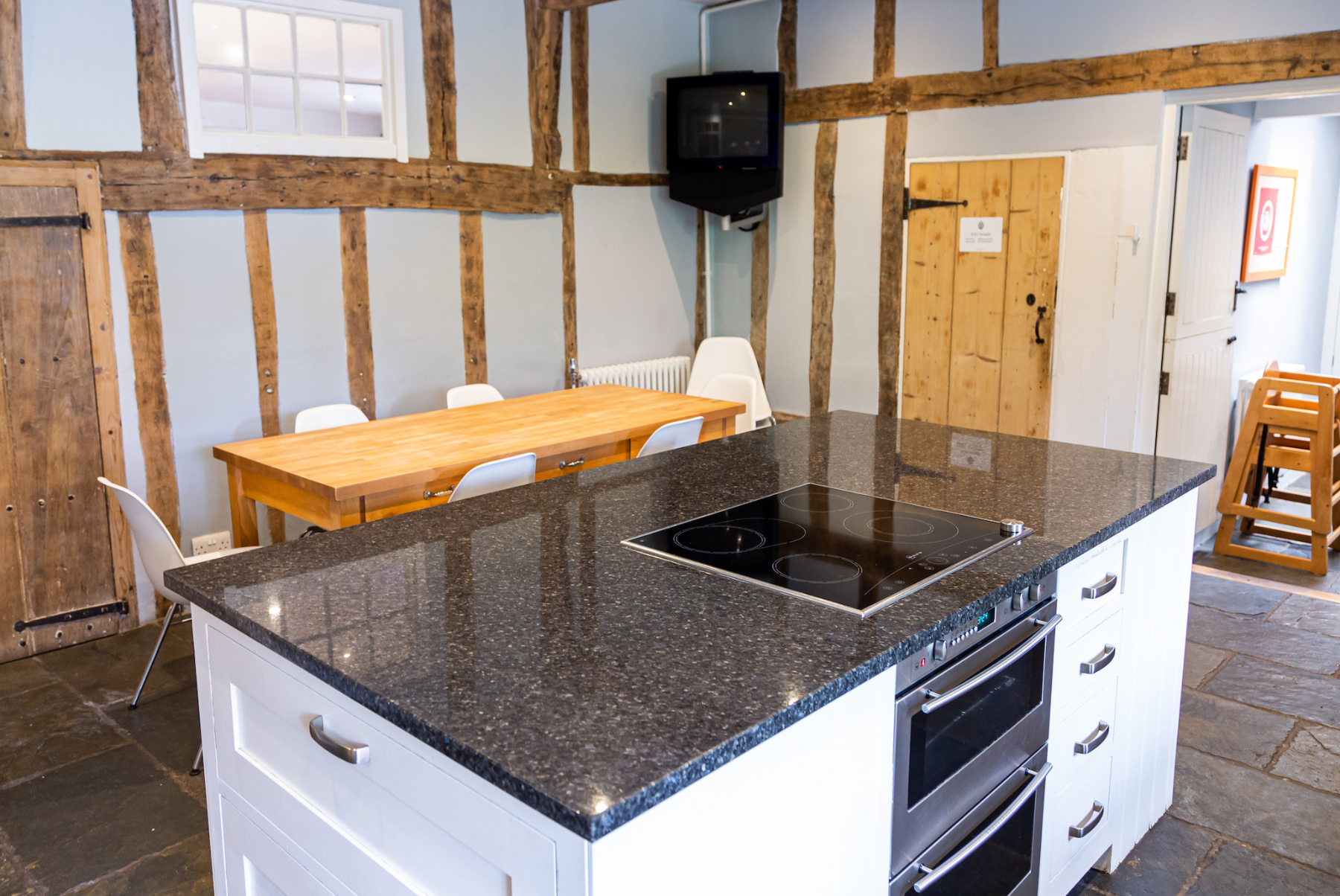 Saxton Manor Kitchen 2