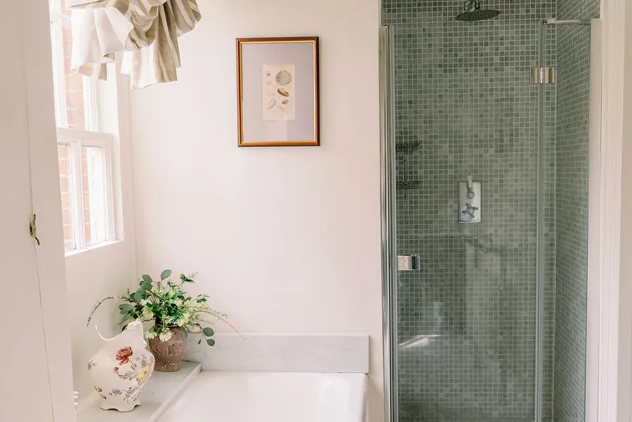 Wantage Manor Bathroom 1