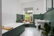 Parsonage House Apartment Bathroom