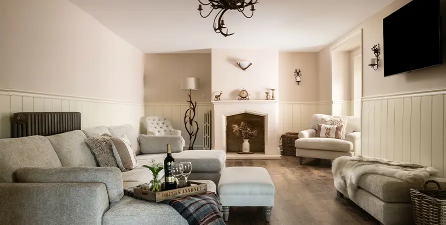 Stargaze Manor Lounge