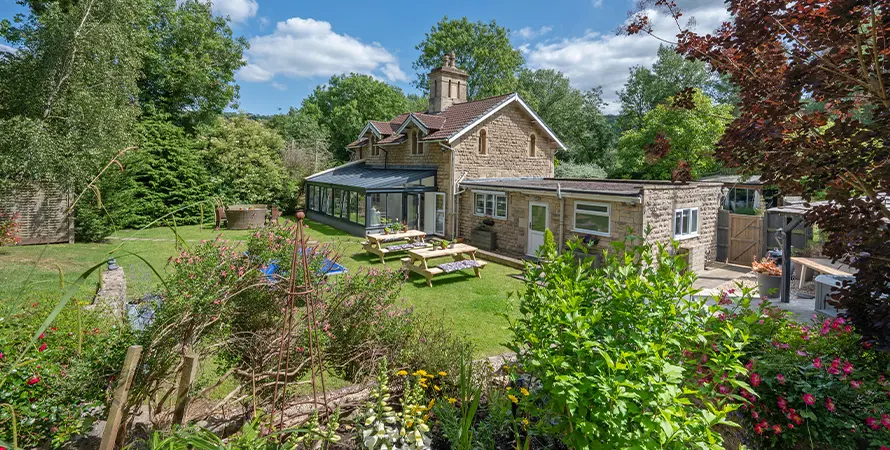 Bannerby Lodge Exterior
