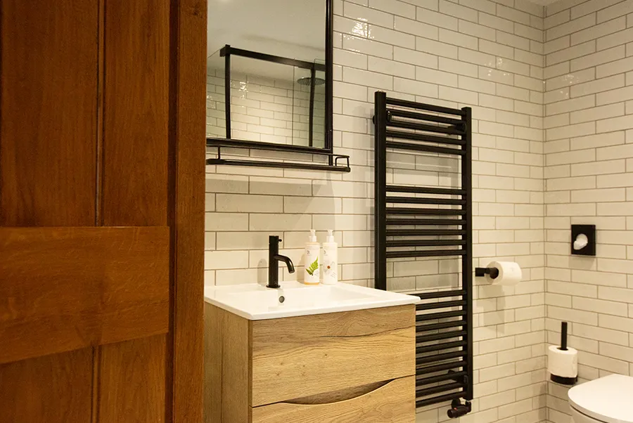 Brookmoor Barn Bathroom 4.1
