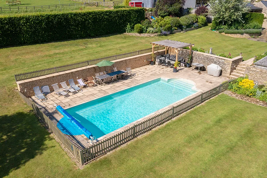 Rose Beech Cottage Pool 1