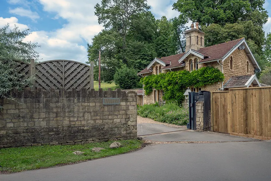 Bannerby Lodge Exterior 1