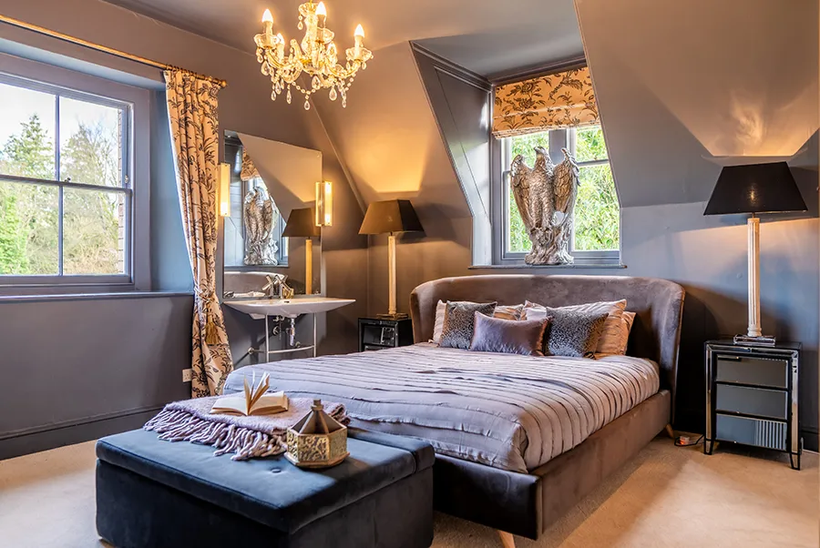Mendip Manor Eagle Bedroom 1