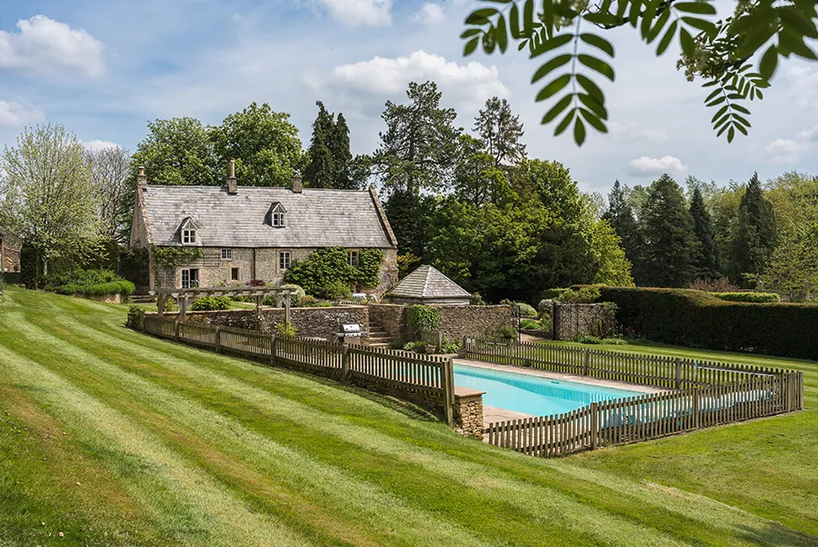 Rose Beech Cottage Gardens 1