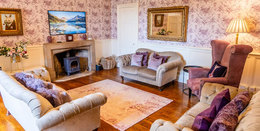 Mendip Manor Purple Lounge