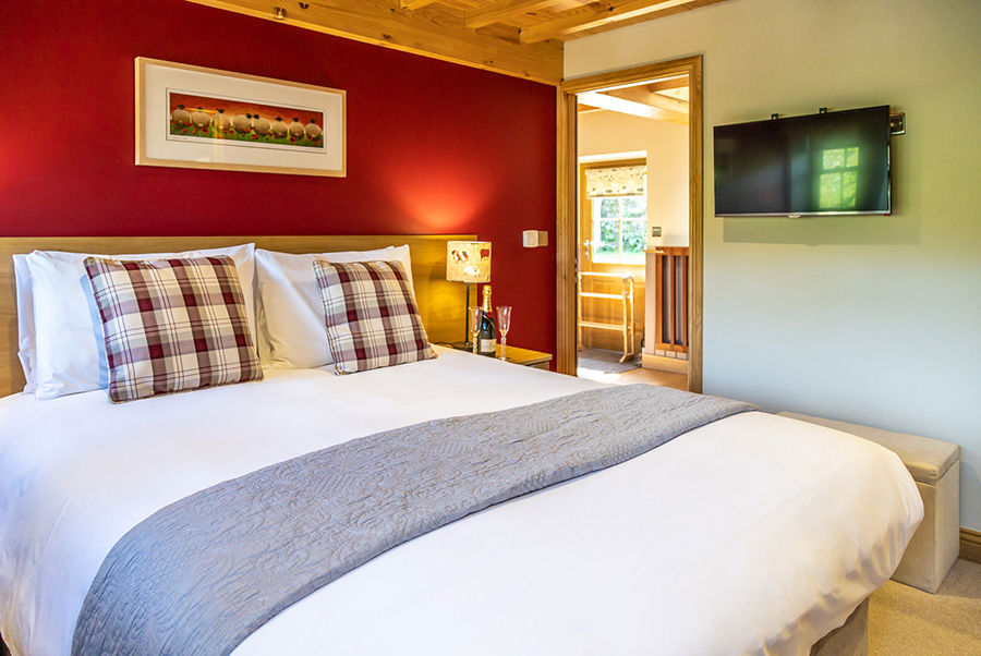 Needlework Cottage Big House Experience