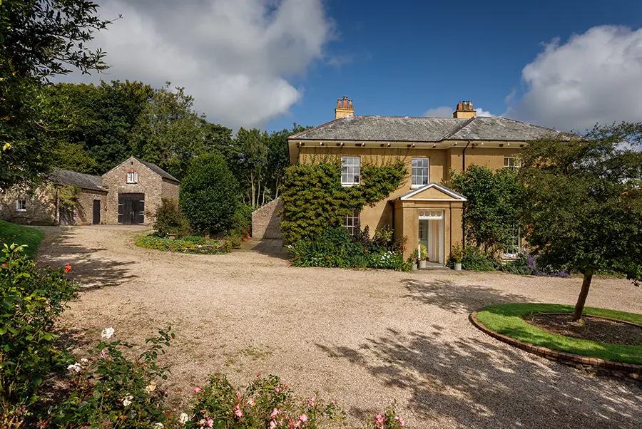 Parsonage House Main House Exterior 3