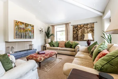 Three Little Pigs Sitting Room 1