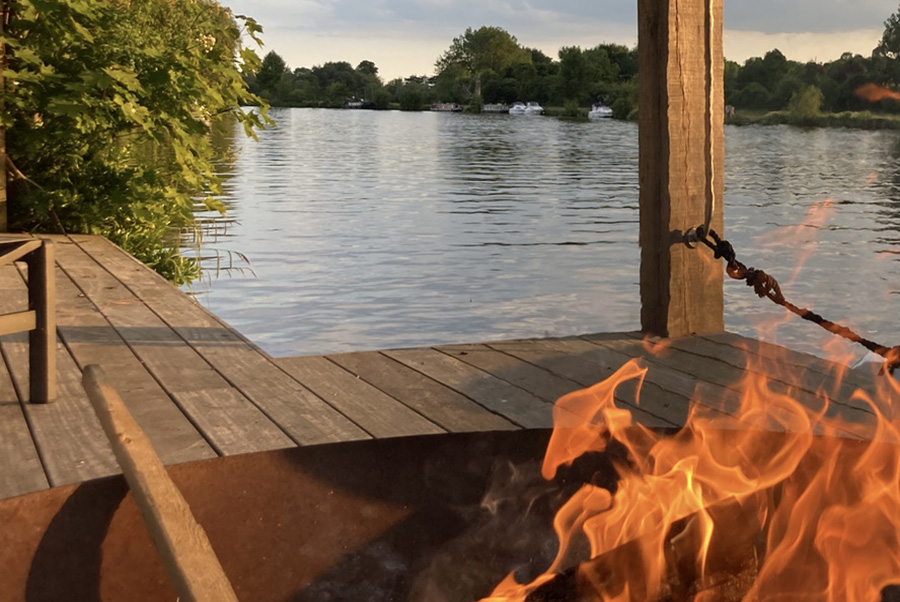 Westerly Lodge Riverside Fire Pit