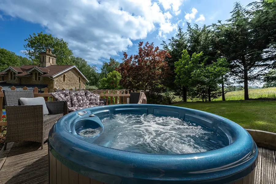 Bannerby Lodge Hot Tub 2