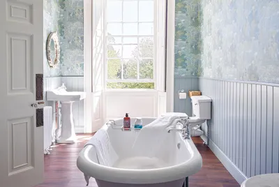 Colmers Rectory Bathroom 2