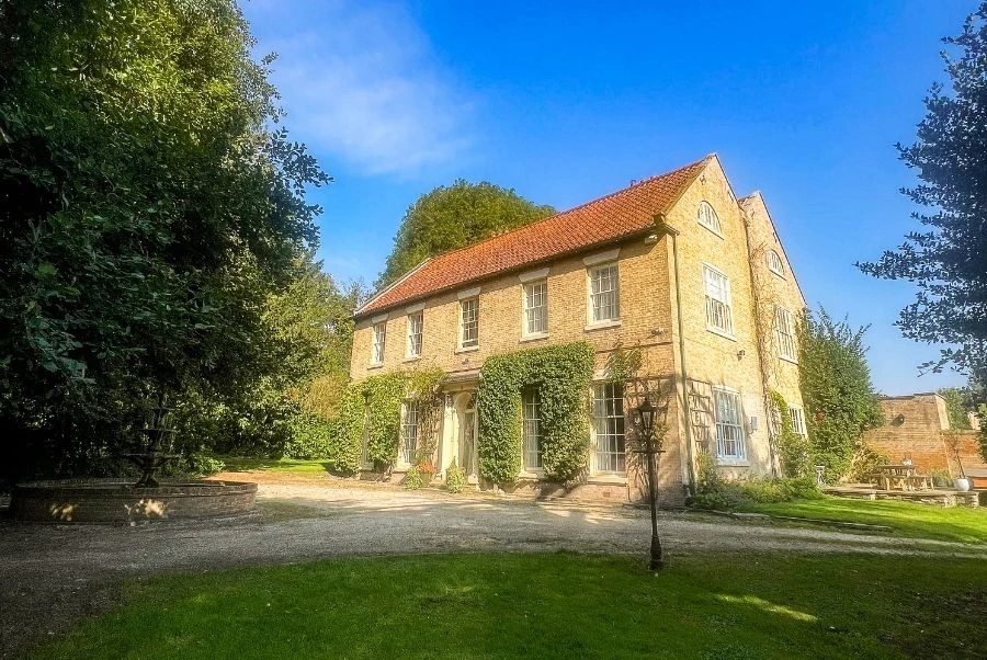 Greyburn Hall Exterior 3