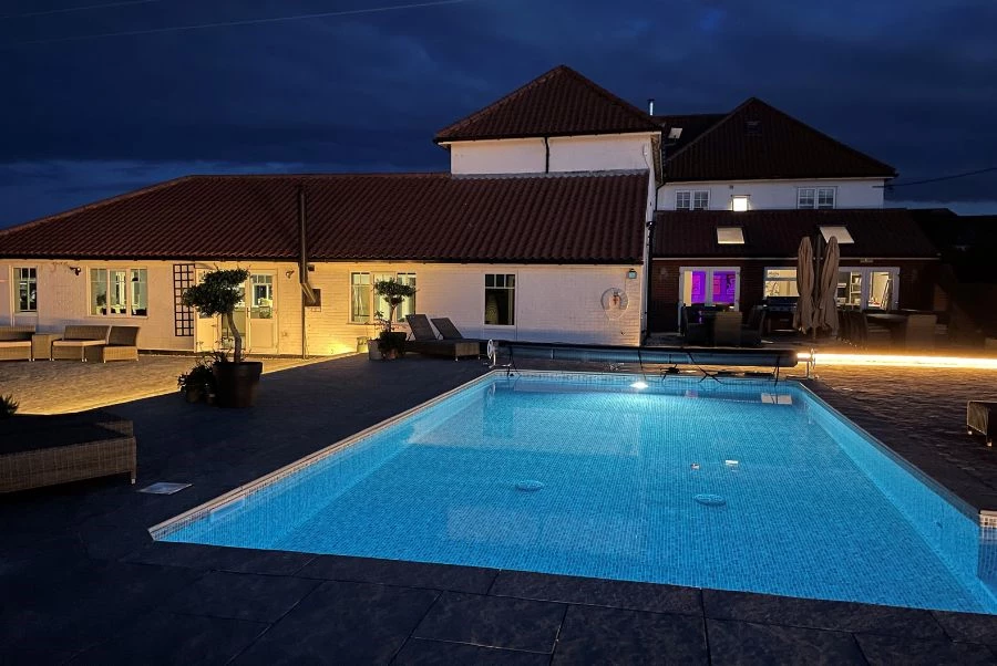 Shorecliff Manor Pool At Night