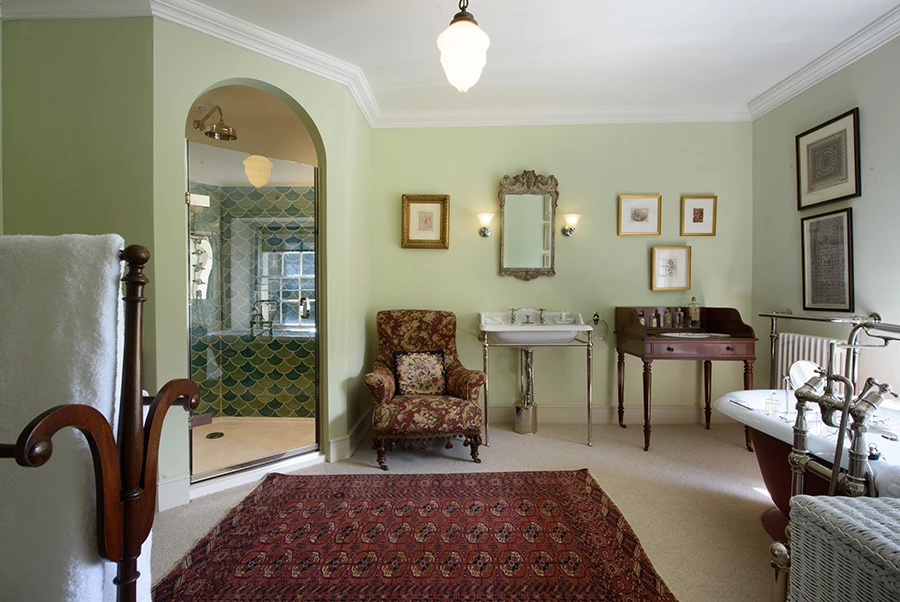 Tempest Hall Garden Bathroom