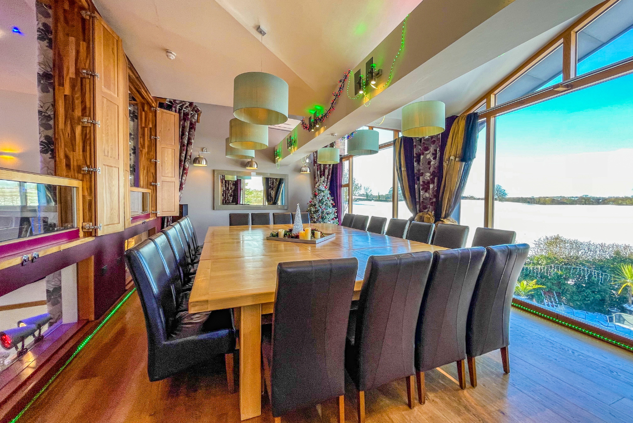 The Crescent Dining Room 1