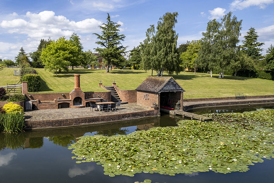 The Malvern Lakehouse Big House Experience